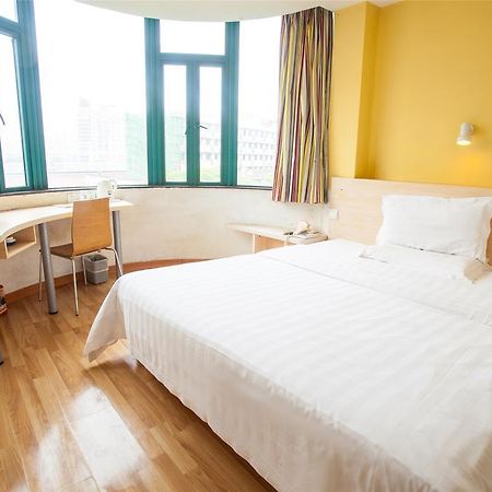 7Days Inn Premium Guangzhou Tianhe West Tiyu Road Subway Station Ruang foto