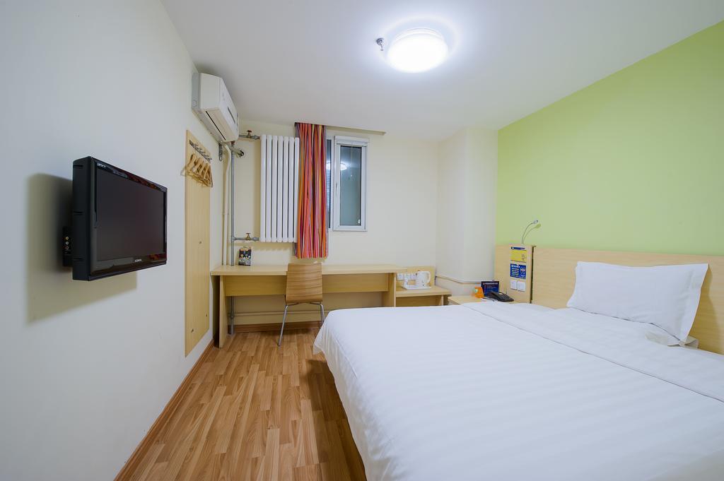 7Days Inn Premium Guangzhou Tianhe West Tiyu Road Subway Station Bagian luar foto