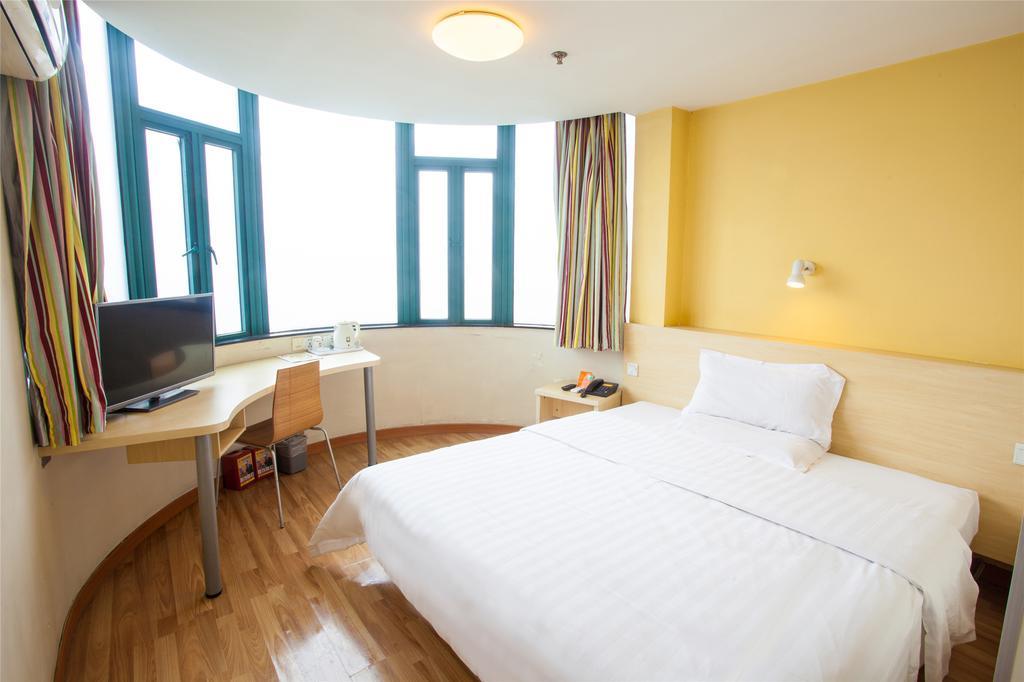 7Days Inn Premium Guangzhou Tianhe West Tiyu Road Subway Station Ruang foto
