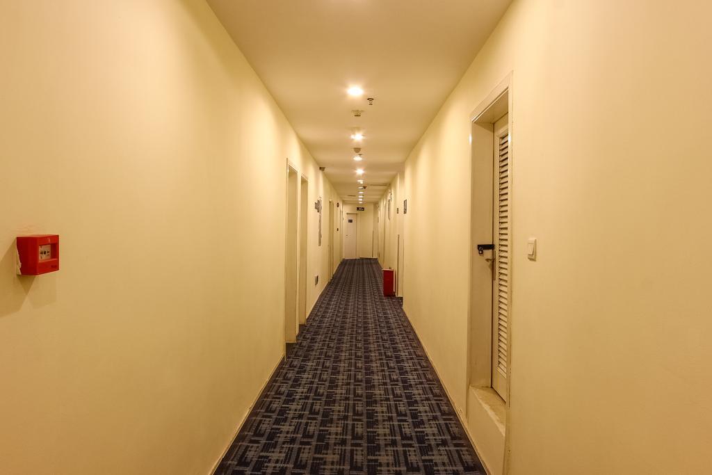 7Days Inn Premium Guangzhou Tianhe West Tiyu Road Subway Station Bagian luar foto
